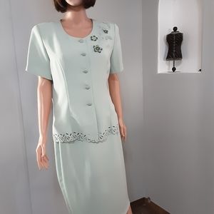 Michel #380 Women's Set Skirt and Blouse Size L Light Green  Embellished Floral